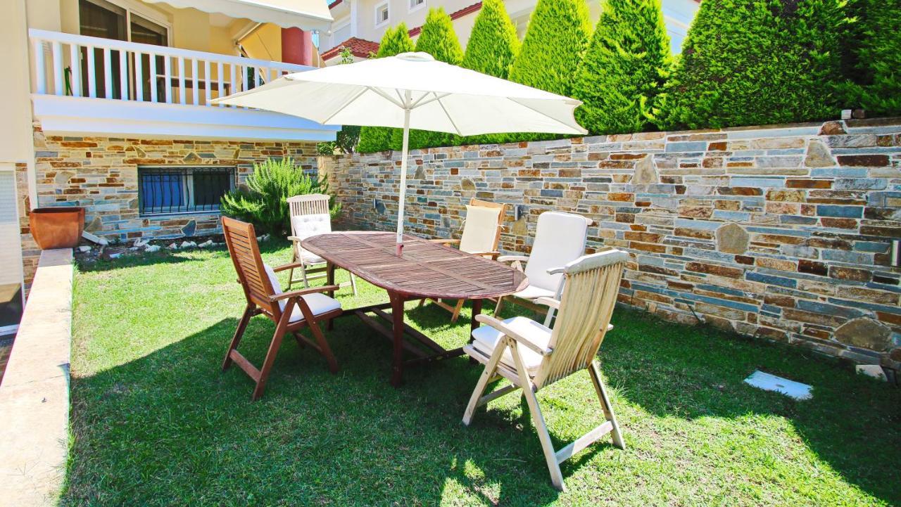 Starfish Villa Nea Iraklitsa Exterior photo