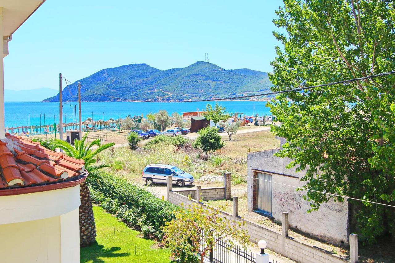 Starfish Villa Nea Iraklitsa Exterior photo