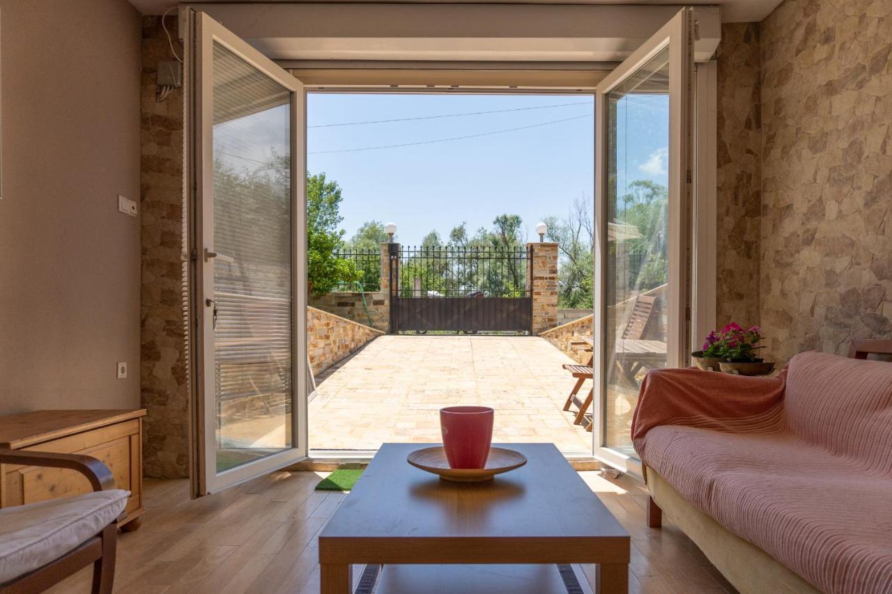 Starfish Villa Nea Iraklitsa Exterior photo