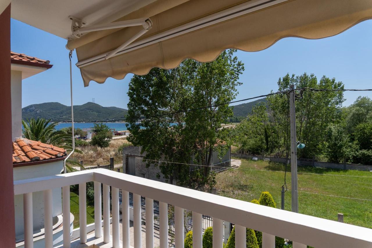 Starfish Villa Nea Iraklitsa Exterior photo