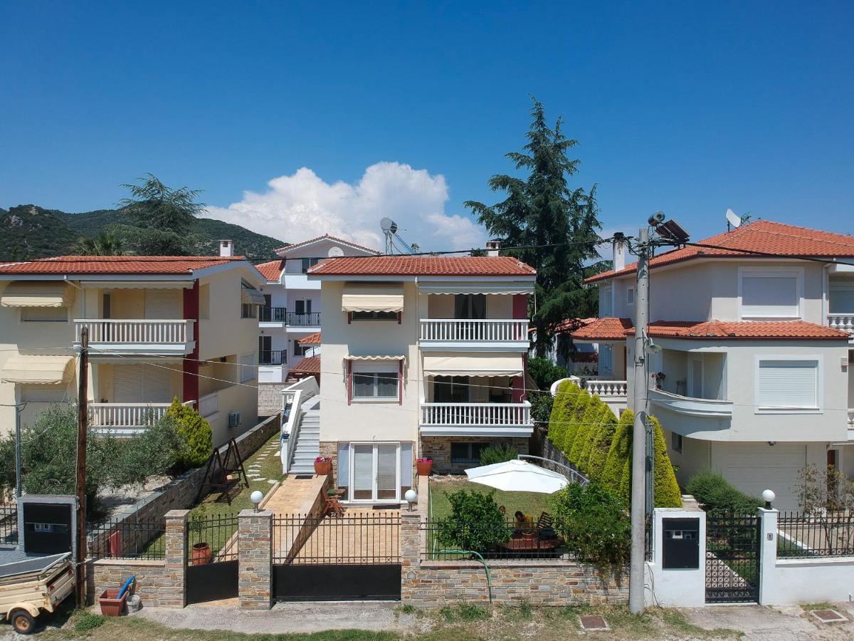 Starfish Villa Nea Iraklitsa Exterior photo